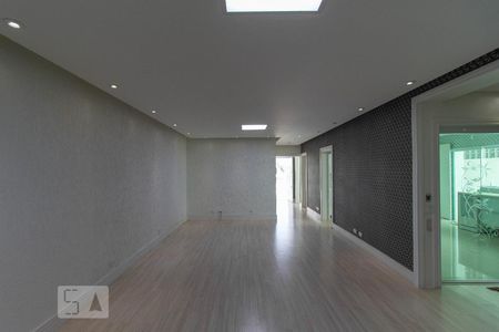 Sala de casa à venda com 4 quartos, 450m² em Jardim Taquaral, São Paulo