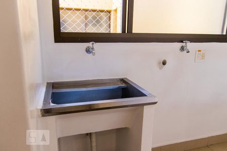 Apartamento à venda com 82m², 3 quartos e 2 vagas Apartamento à venda com 82m², 3 quartos e 2 vagasTanque