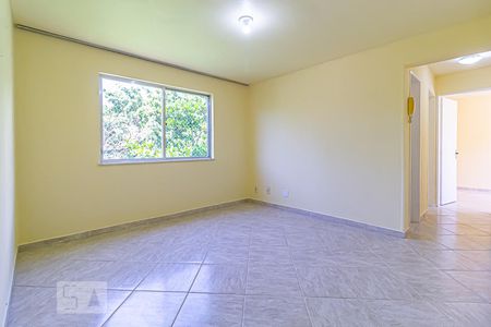 Sala de apartamento para alugar com 2 quartos, 52m² em Jacarepaguá, Rio de Janeiro