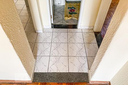 Corredor de casa à venda com 2 quartos, 60m² em Vila Tofanello, Campinas