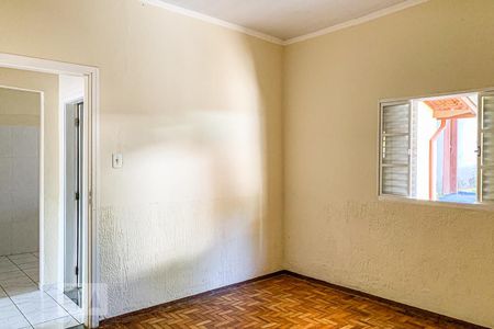 Quarto 2 de casa à venda com 2 quartos, 60m² em Vila Tofanello, Campinas