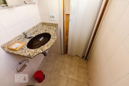 Banheiro de apartamento à venda com 1 quarto, 43m² em Pompeia, São Paulo