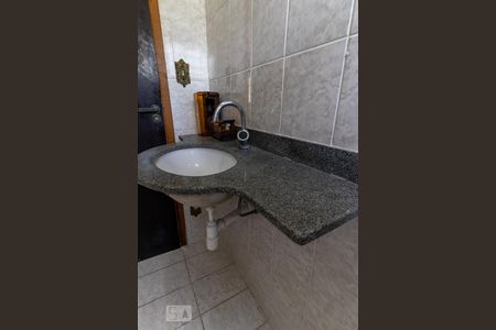 Banheiro de apartamento para alugar com 2 quartos, 65m² em Urbanova, São José dos Campos