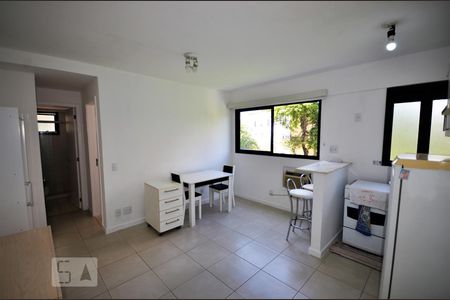 Sala de apartamento para alugar com 1 quarto, 40m² em Laranjeiras, Rio de Janeiro