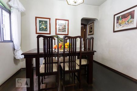 Sala de Jantar de casa à venda com 4 quartos, 175m² em Jardim Olympia, São Paulo