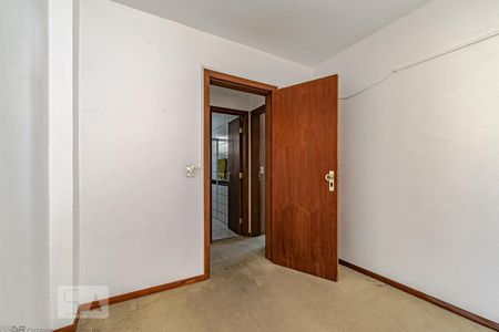 Quarto 1 de apartamento para alugar com 2 quartos, 76m² em Alto da Glória, Curitiba