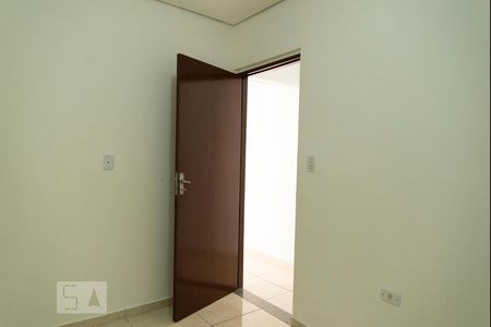 Quarto 1 de casa para alugar com 2 quartos, 90m² em Jardim Vila Formosa, São Paulo