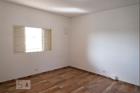 Quarto 2 de casa para alugar com 2 quartos, 90m² em Jardim Vila Formosa, São Paulo