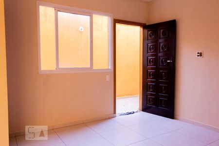 Sala de casa para alugar com 2 quartos, 70m² em Jardim Santa Cruz (sacomã), São Paulo