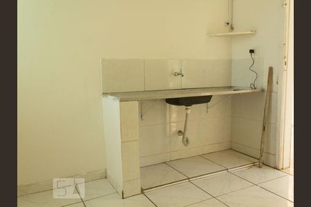 Cozinha de casa para alugar com 1 quarto, 48m² em Jardim Leblon, Belo Horizonte