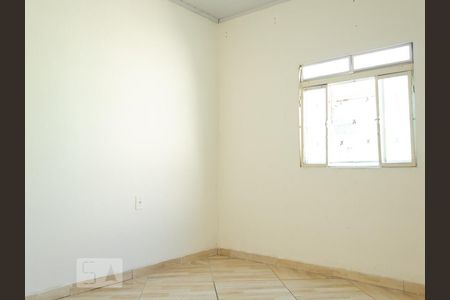 Quarto de casa para alugar com 1 quarto, 48m² em Jardim Leblon, Belo Horizonte