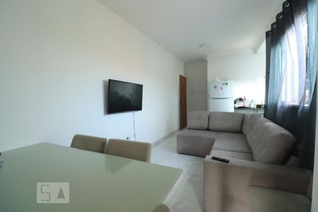 Sala de apartamento à venda com 2 quartos, 88m² em Jardim Stella, Santo André