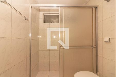 Banheiro de apartamento para alugar com 1 quarto, 50m² em Pinheiros, São Paulo