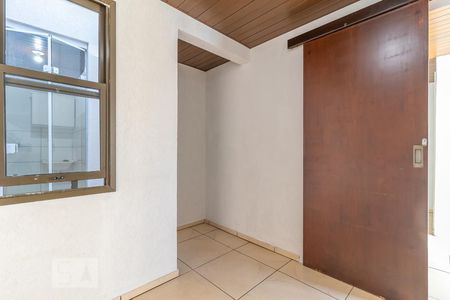 Sala 02 de casa para alugar com 3 quartos, 100m² em Cidade Industrial, Curitiba