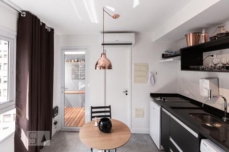 Studio de kitnet/studio para alugar com 1 quarto, 22m² em Centro, São Paulo