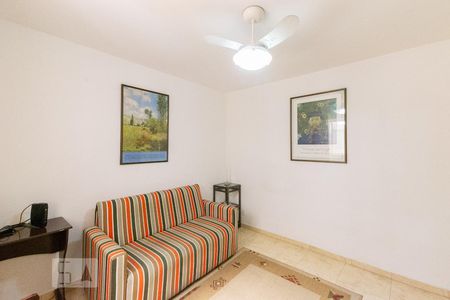 Sala 2 de casa para alugar com 4 quartos, 150m² em Moema, São Paulo