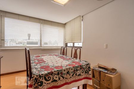 Sala 1 de apartamento à venda com 3 quartos, 237m² em Petrópolis, Porto Alegre