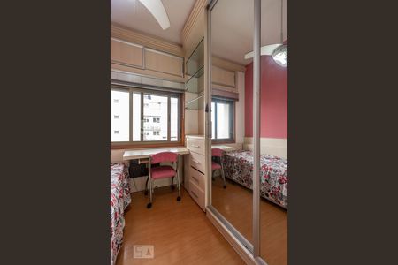 Quarto 2 de apartamento à venda com 3 quartos, 237m² em Petrópolis, Porto Alegre