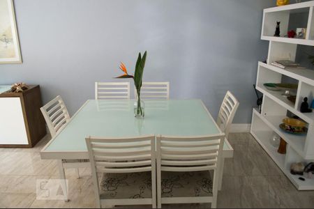 Sala de Jantar de casa de condomínio à venda com 4 quartos, 300m² em Jardim Colombo, São Paulo