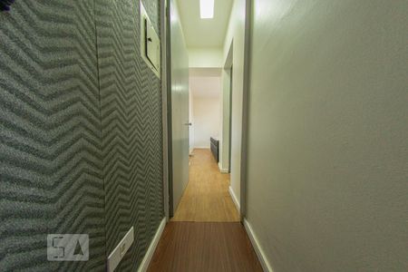 Corredor de apartamento para alugar com 1 quarto, 40m² em Rebouças, Curitiba