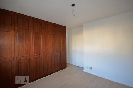 Suíte de apartamento para alugar com 2 quartos, 115m² em Grajaú, Rio de Janeiro