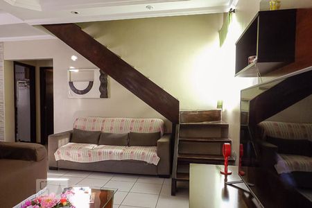 Sala de casa de condomínio à venda com 4 quartos, 180m² em Vargem Pequena, Rio de Janeiro