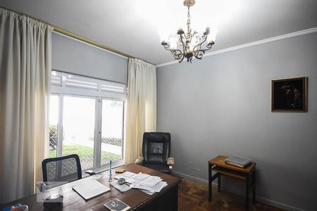 Escritório de casa à venda com 4 quartos, 670m² em Butantã, São Paulo