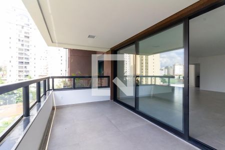 Sacada de apartamento à venda com 3 quartos, 189m² em Vila Romana, São Paulo