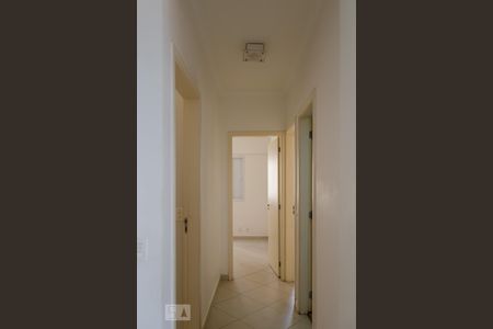 Corredor de apartamento à venda com 3 quartos, 78m² em Rudge Ramos, São Bernardo do Campo