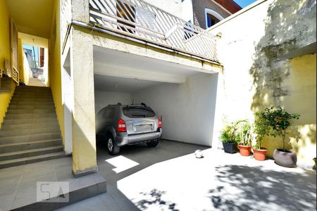 Garagem de casa à venda com 3 quartos, 189m² em Vila Ipojuca, São Paulo