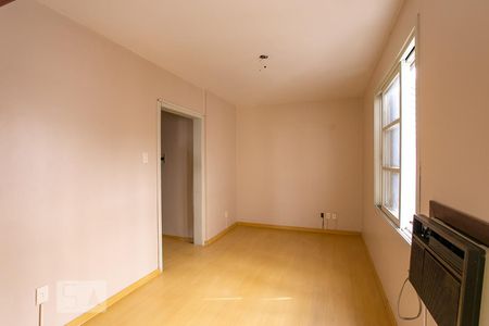 Apartamento à venda com 68m², 2 quartos e sem vagaSala