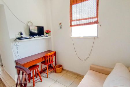 Sala de apartamento para alugar com 1 quarto, 24m² em Centro, Rio de Janeiro