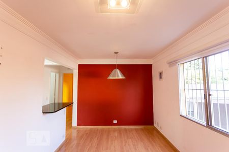 Sala de apartamento para alugar com 2 quartos, 60m² em Vila Osasco, Osasco