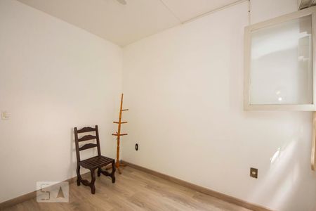 Quarto de apartamento para alugar com 1 quarto, 40m² em Rio Branco, Porto Alegre