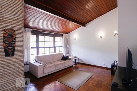 Casa à venda com 3 quartos, 250m² em Sumaré, São Paulo