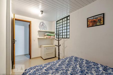 Quarto 1 de apartamento para alugar com 1 quarto, 40m² em São Francisco, Curitiba