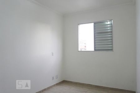 Quarto 01 de apartamento para alugar com 3 quartos, 64m² em Vila Santa Teresinha, São Paulo
