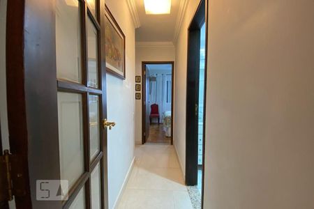 Corredor de apartamento para alugar com 3 quartos, 95m² em Vila Progredior, São Paulo