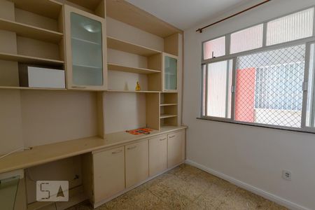 Quarto 2 de apartamento para alugar com 3 quartos, 100m² em Ondina, Salvador