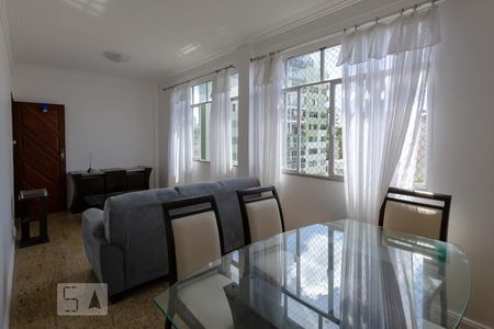 Sala de apartamento para alugar com 3 quartos, 100m² em Ondina, Salvador