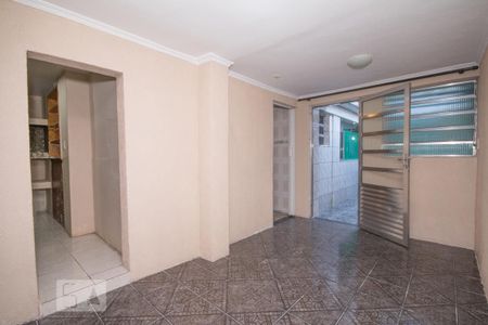 Quarto de casa para alugar com 1 quarto, 40m² em Vila Antonieta, São Paulo