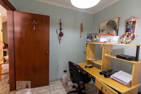 Escritório de casa para alugar com 4 quartos, 178m² em Bussocaba, Osasco