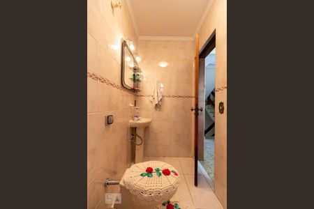 Lavabo de casa para alugar com 4 quartos, 178m² em Bussocaba, Osasco
