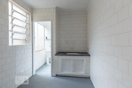 Cozinha de apartamento para alugar com 1 quarto, 50m² em Rio Branco, Porto Alegre