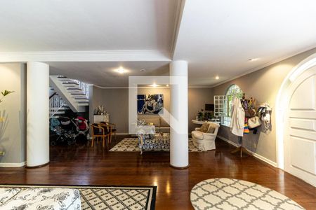 Sala de casa à venda com 4 quartos, 490m² em Pacaembu, São Paulo