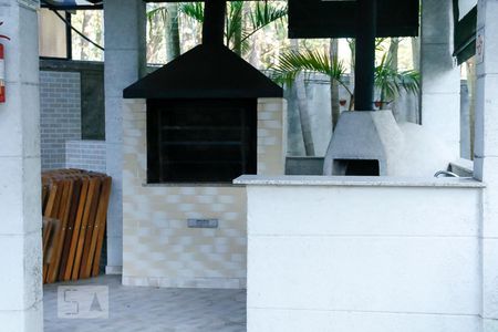 Apartamento para alugar com 50m², 2 quartos e 1 vaga Apartamento para alugar com 50m², 2 quartos e 1 vagaÁrea Comum - Churrasqueira