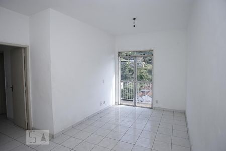 Sala de apartamento para alugar com 2 quartos, 65m² em Vila Isabel, Rio de Janeiro