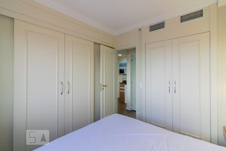 Quarto de kitnet/studio para alugar com 1 quarto, 30m² em Vila Olímpia, São Paulo