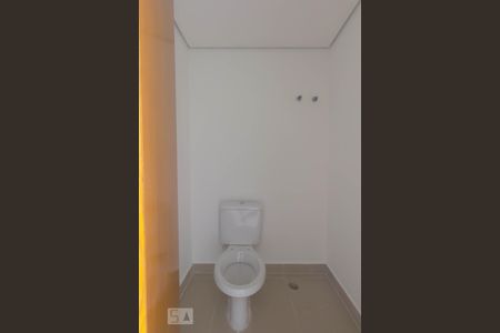 Lavabo de apartamento para alugar com 3 quartos, 117m² em Vila Isa, São Paulo