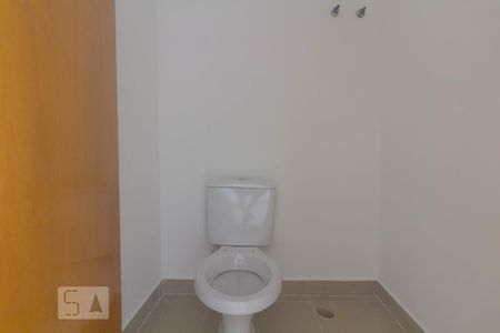 Lavabo de apartamento para alugar com 3 quartos, 117m² em Vila Isa, São Paulo